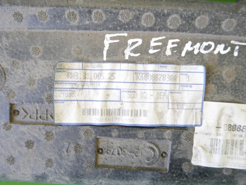 Absorber pianka styropian zderzaka tył 68088783AA FIAT FREEMONT I 11-15