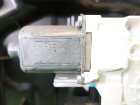 Mechanizm podnośnik szyby lewy przód FIAT FREEMONT I 11-15