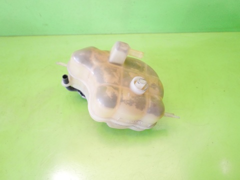Zbiorniczek wyrównawczy 68105172AA FIAT FREEMONT I 2.0 D MJET 11-15