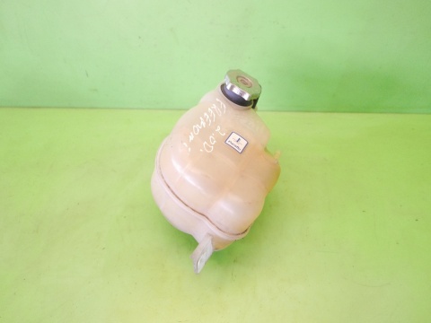 Zbiorniczek wyrównawczy 68105172AA FIAT FREEMONT I 2.0 D MJET 11-15