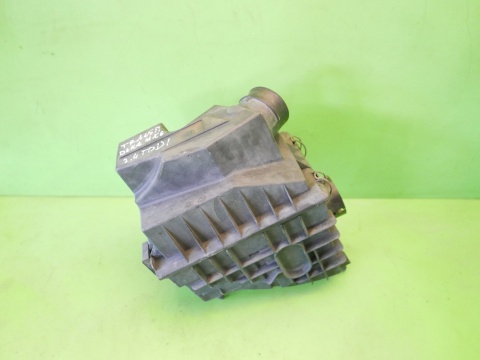 Obudowa filtra powietrza YC159600DD FORD TRANSIT MK6 2.4 TDDI 00-06