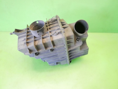 Obudowa filtra powietrza YC159600DD FORD TRANSIT MK6 2.4 TDDI 00-06