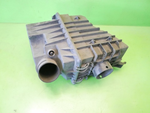 Obudowa filtra powietrza YC159600DD FORD TRANSIT MK6 2.4 TDDI 00-06