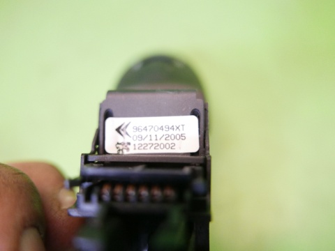 Przełącznik manetka tempomatu 96470494XT PEUGEOT 307 CC I PHII FL CABRIO 3D 05-08