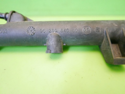 Listwa wtryskowa 9628084680 PEUGEOT 307 CC I PHII FL 2.0 16V 05-08