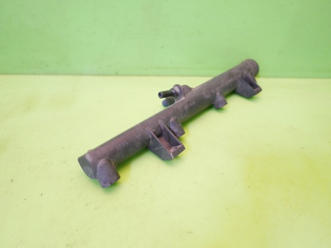 Listwa wtryskowa 9628084680 PEUGEOT 307 CC I PHII FL 2.0 16V 05-08