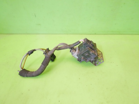 Opornik rezystor wentylatora chłodnicy 9658508980 PEUGEOT 307 CC I PHII 2.0