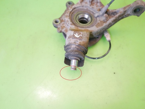 Zwrotnica piasta prawa przód PEUGEOT 307 CC I PHII FL 2.0 16V 05-08