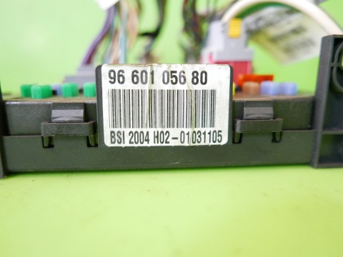 Moduł BSI skrzynka bezpieczników 9660105680 PEUGEOT 307 CC I FL 2.0 16V 05-