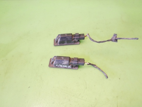 Lampki oświetlenie tablicy rejestracyjnej PEUGEOT 307 CC I PHII FL 05-08