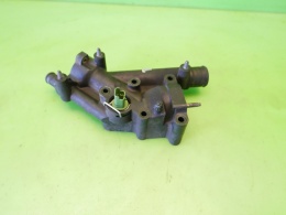 Obudowa króciec termostatu 9645162480 PEUGEOT 307 CC I PHII FL 2.0 16V 05-