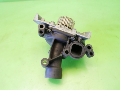 Obudowa króciec pompa wody PEUGEOT 307 CC I PHII FL 2.0 16V 05-08