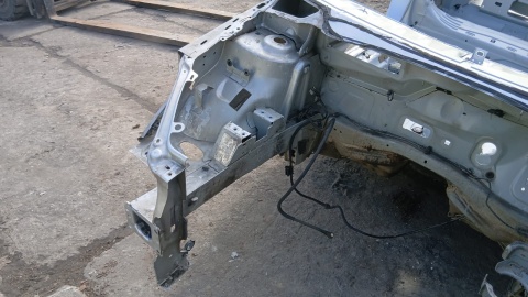 Ćwiartka podłużnica prawa przód EZRC PEUGEOT 307 CC I PHII FL CABRIO 05-08