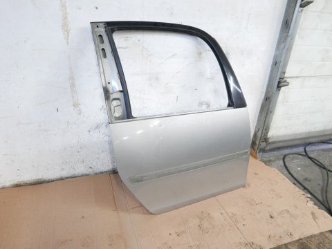 Drzwi prawe tył 9202 SKODA ROOMSTER I 5J 06-10