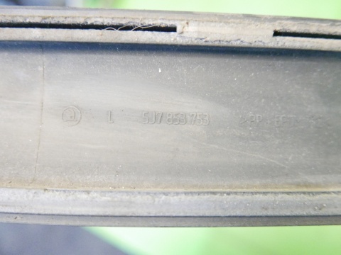Listwa drzwiowa lewa tył 5J7853753 SKODA ROOMSTER I 5J 06-10