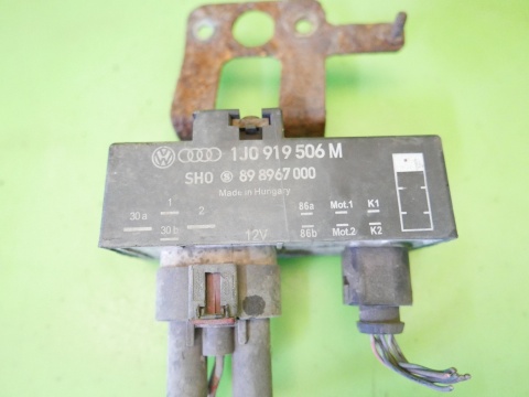 Sterownik przekaźnik wentylatora 1J0919506M SKODA ROOMSTER I 5J 1.9 TDI 06-