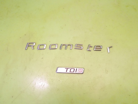 Logo znaczek emblemat napis tył SKODA ROOMSTER I 5J TDI 06-10