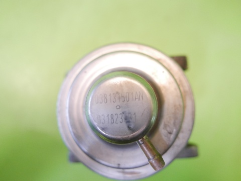 Zawór egr podstawa 038131501A 038129637D SKODA ROOMSTER I 5J 1.9 TDI 06-10