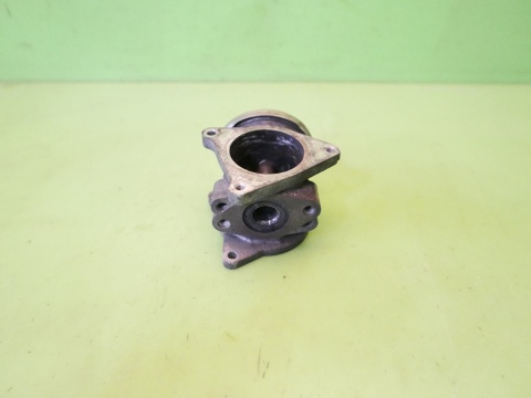 Zawór egr podstawa 038131501A 038129637D SKODA ROOMSTER I 5J 1.9 TDI 06-10