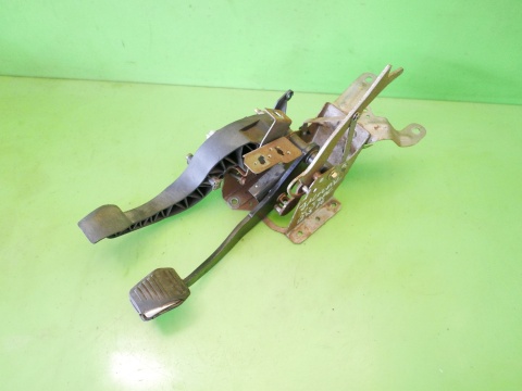 Pedały hamulca sprzęgła JAGUAR X-TYPE XTYPE X400 2.5 V6 01-07