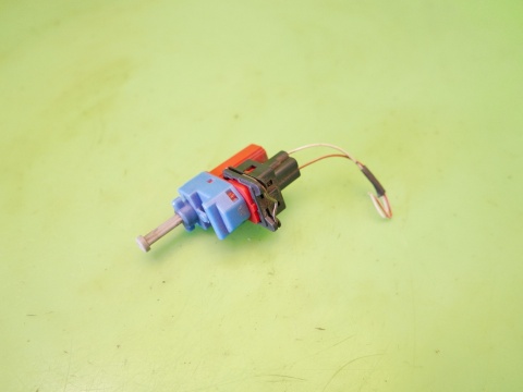 Czujnik świateł stop hamulca 1X437C534AA JAGUAR X-TYPE X400 2.5 V6 01-07