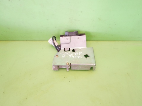 Centralny zamek klapy tył bagażnika JAGUAR X-TYPE XTYPE X400 SEDAN 01-07