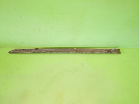 Listwa drzwiowa prawa tył LHK JAGUAR X-TYPE XTYPE X400 01-07