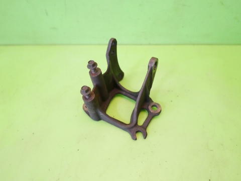 Łapa wspornik mocowanie 1X435D217CB JAGUAR X-TYPE XTYPE X400 2.5 V6 01-07