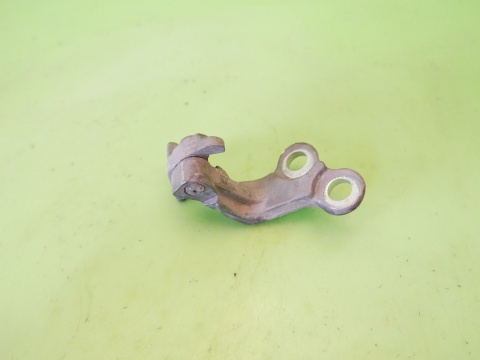 Zawias prawy przód dół LHK JAGUAR X-TYPE X400 01-07