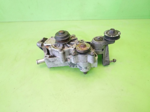Pompa wody 2X4E8A583AD JAGUAR X-TYPE X400 2.5 V6 01-07