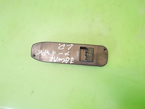 Przełącznik szyb lusterek lewy przód 1X4314A132BC JAGUAR X-TYPE XTYPE X400
