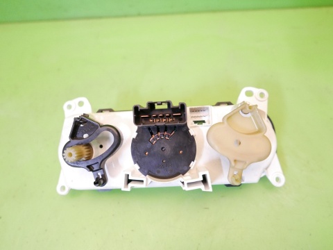 Panel nawiewu sterowania nawiewem P55111847AD DODGE CALIBER I PM 06-09