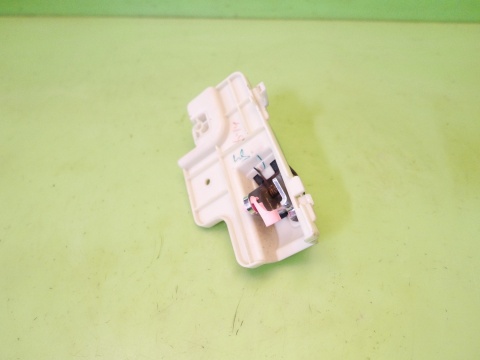 Klamka wewnętrzna lewa tył DODGE CALIBER I PM 06-09