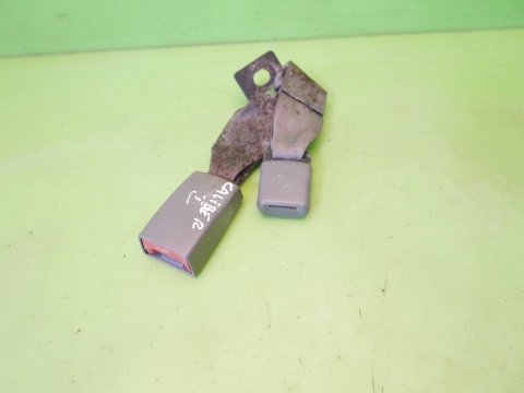 Zatrzask zapięcie pasa prawe tył DODGE CALIBER I PM 06-09