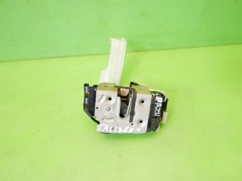 Centralny zamek prawy przód 4pin DODGE CALIBER I PM 06-09