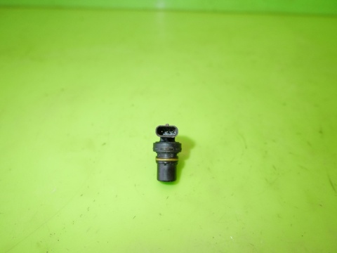 Czujnik położenia wałka rozrządu 05033308AB DODGE CALIBER I PM 1.8 06-09