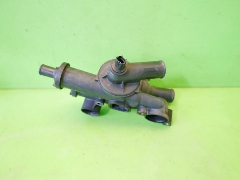 Obudowa króciec termostatu 04884568AB 04884569AB DODGE CALIBER I PM 1.8 06-