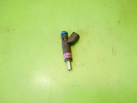 Wtrysk wtryskiwacz 04891779AA DODGE CALIBER I PM 1.8 06-09