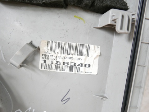 Boczek tapicerka drzwi prawa przód DODGE CALIBER I PM 06-09