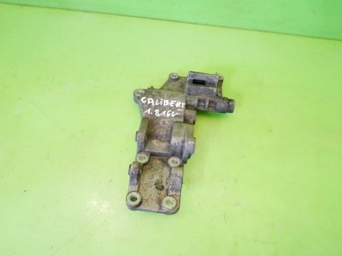 Łapa alternatora 04891592AA DODGE CALIBER I PM 1.8 06-09