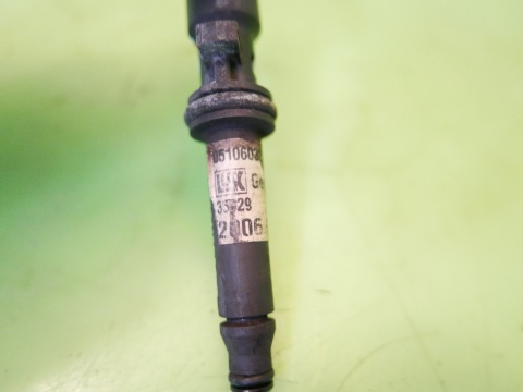 Króciec adapter rurki wysprzęglika 05106032AC DODGE CALIBER I PM 1.8 06-09