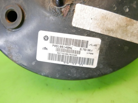 Serwo servo hamulcowe P05105149AE DODGE CALIBER I PM 1.8 06-09