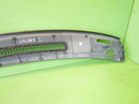 Osłona deski podszybie wewnętrzne DODGE CALIBER I PM 06-09