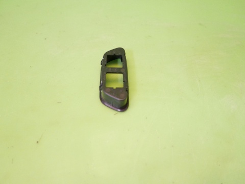 Ramka przełączników deski 251630498R RENAULT KADJAR I 15-18