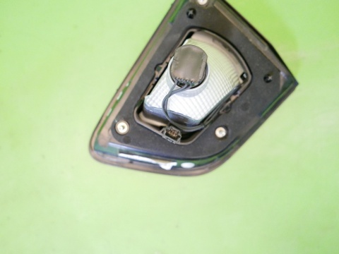 Lampa lewa tył w klapę led 90061332 265550151R VALEO RENAULT KADJAR I 15-18