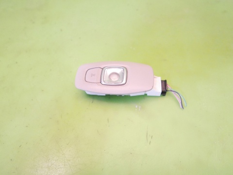 Lampka oświetlenie wnętrza kabiny 264301419R RENAULT KADJAR I 15-18