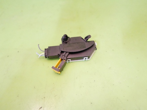 Czujnik pedału sprzęgła 8200666173A RENAULT KADJAR I 1.2 TCE 15-18