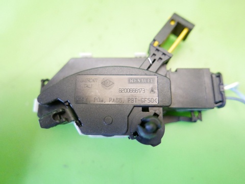 Czujnik pedału sprzęgła 8200666173A RENAULT KADJAR I 1.2 TCE 15-18