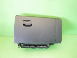 Schowek prawy pasażera z deski 685005747R RENAULT KADJAR I 15-18