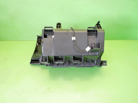 Schowek prawy pasażera z deski 685005747R RENAULT KADJAR I 15-18